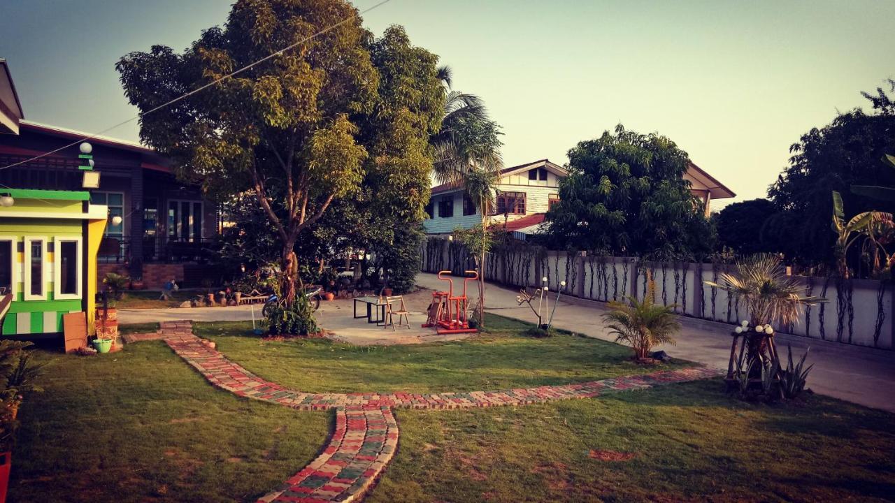 มุกดาสวรรค์ รีสอร์ท - Mukda Sawan Resort Мукдахан Экстерьер фото